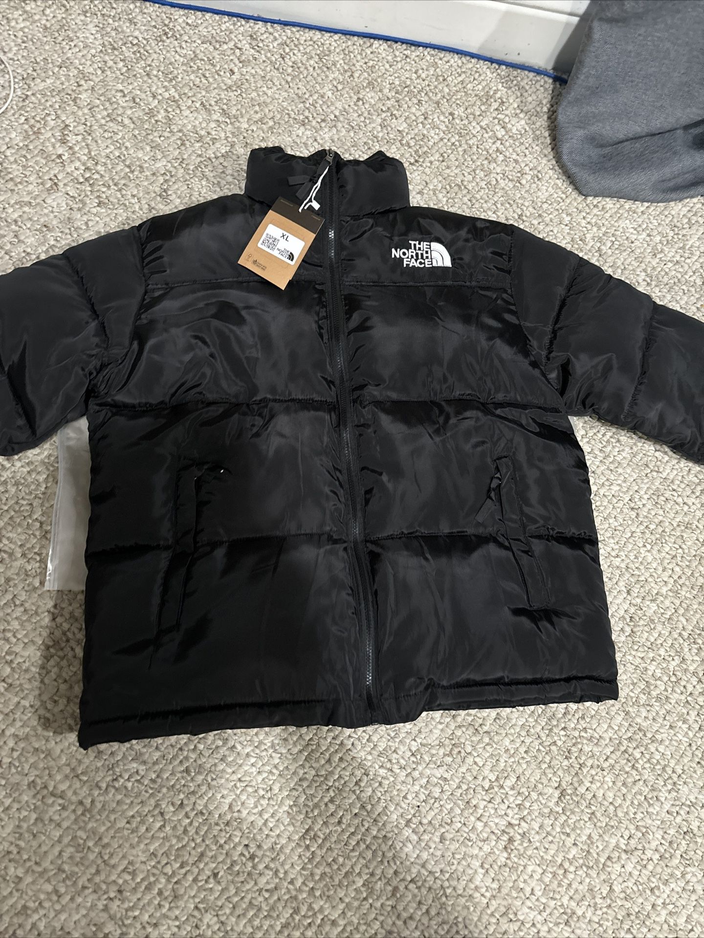 North Face 700 Puffer Zip Up Size XL