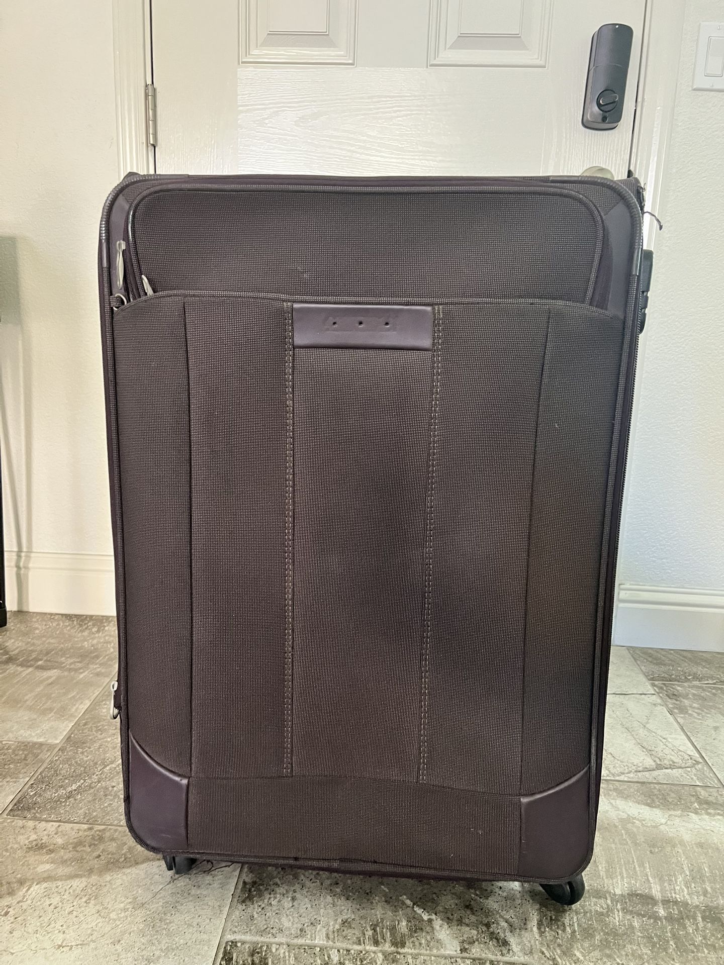 American Tourister, Four Wheel, Spinner, Large Suitcase, Luggage