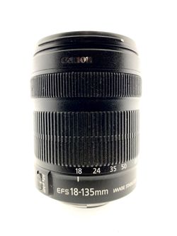 klassiek noodzaak medeklinker Canon EOS 70D 20.2 MP DSLR Camera Kit with EF-S 18-135mm f/3.5-5.6 IS STM  Lens for Sale in Long Beach, CA - OfferUp