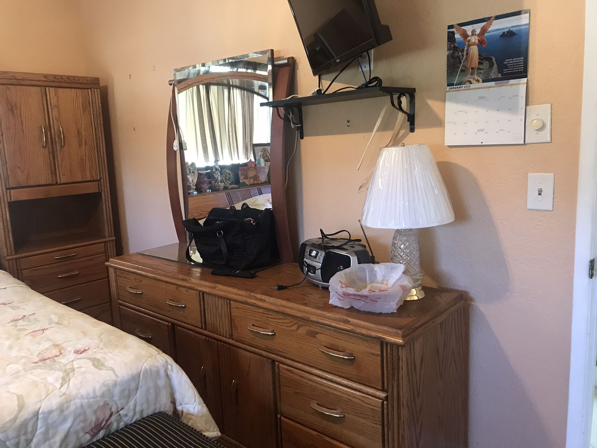 5pcs. Bedroom Set