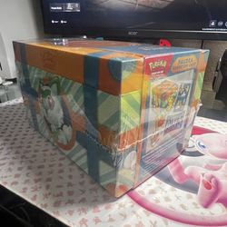 Pokémon Paldea Adventure Chest!