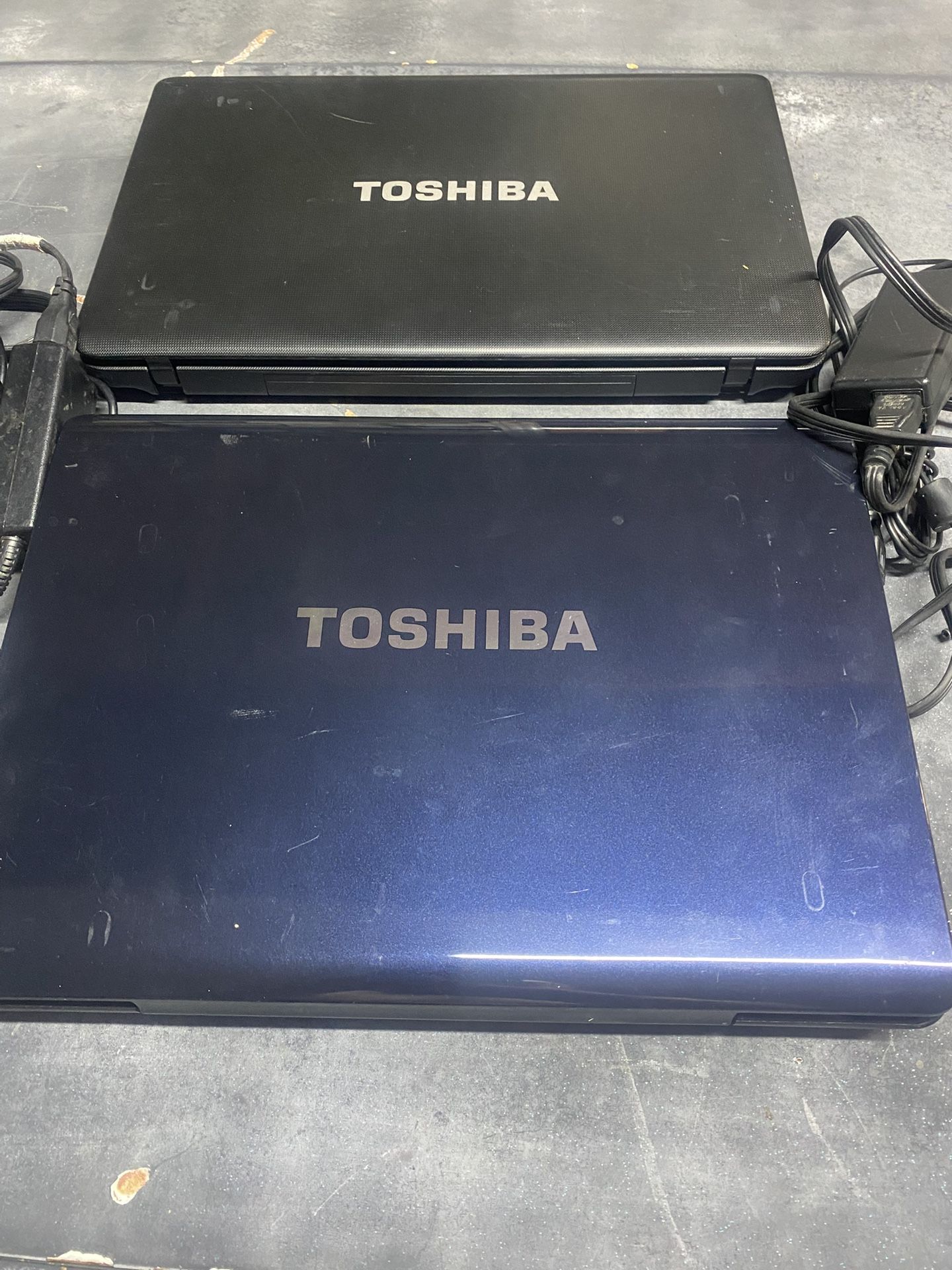 12 Laptops To Fix Or For Parts