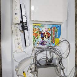 Nintendo Wii White RVL-001 – Bundle with Paper Mario + 2 Controllers
Fully tested and working Nintendo Wii (RVL-001 backward compatible model).