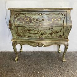 Vintage Side/ Accent  Table/ Chest/ Vanity 