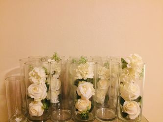 Glass cylinder vase ( Not available)