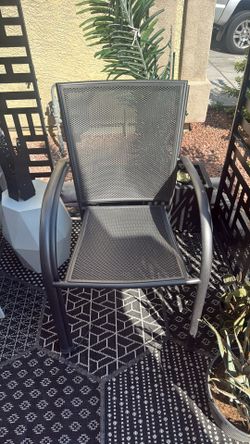 2x Metal Patio Chairs