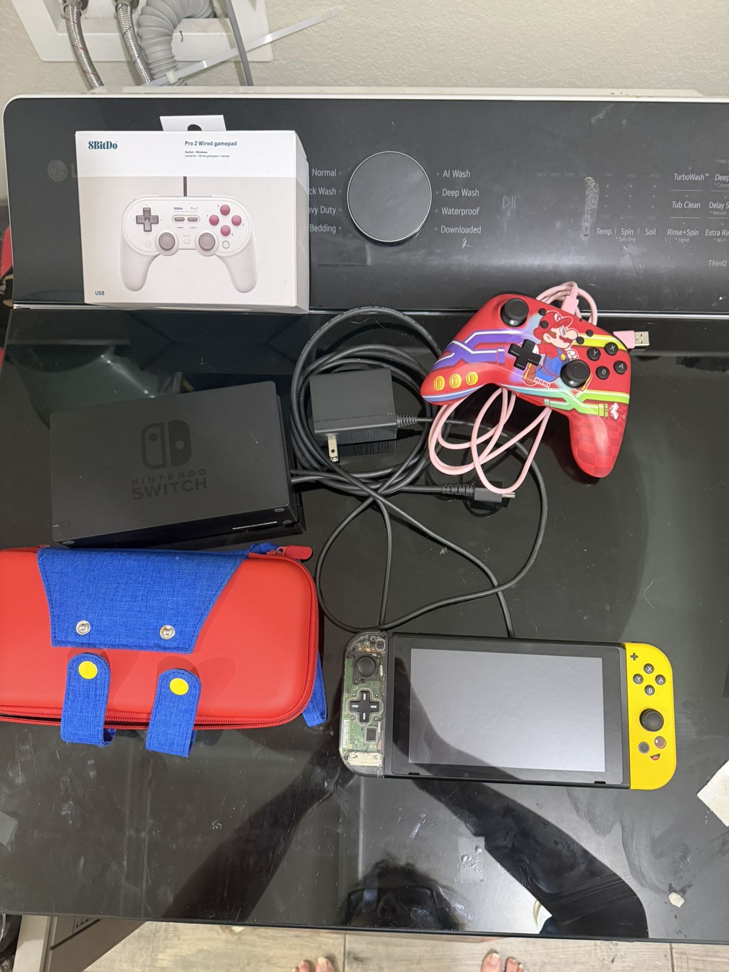 Nintendo Switch Bundle – Great Condition / Trades OK
