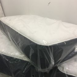 Twin mattress $250 brand new in the plastic