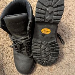men's Size 10.5. Work  Boots 25$. Obo