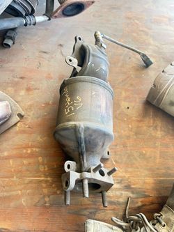 2013-2017 honda accord 3.5 exhaust manifold