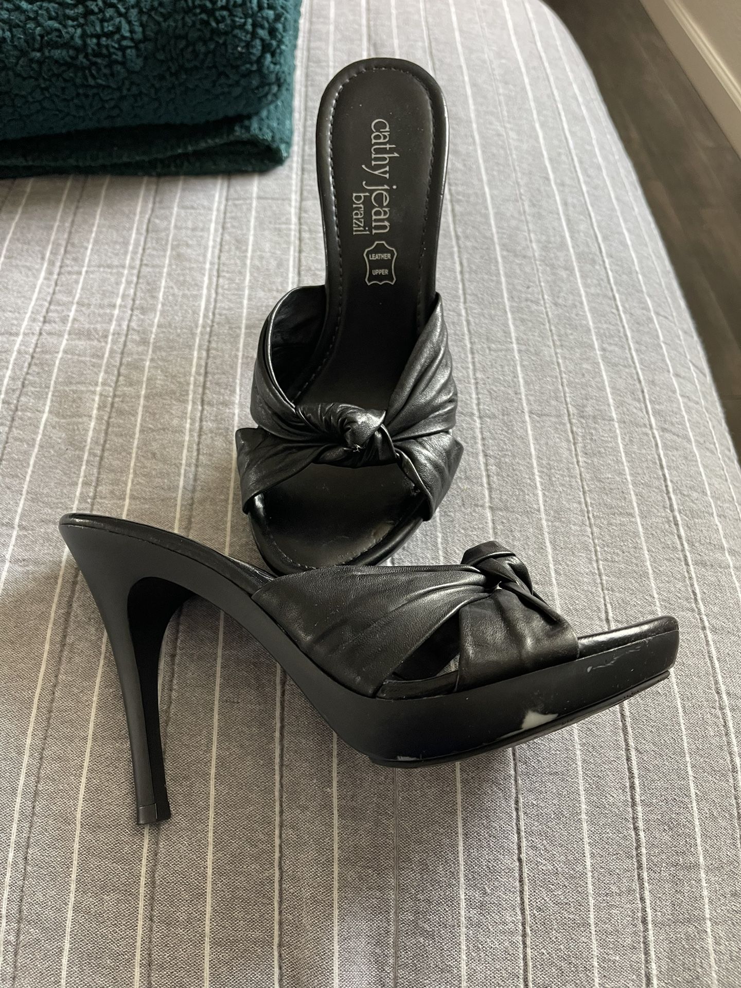 Cathy jean high heels store