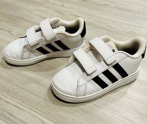 Kids Size 10 Adidas 