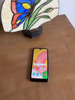 Samsung Galaxy A01 ( Unlocked) 16gb black color