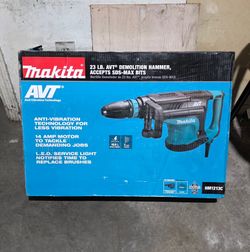 Makita HM1213C 23 lb. Demolition Hammer