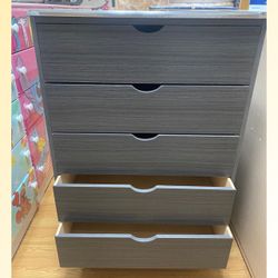 5 drawers dresser / Five drawers dresser