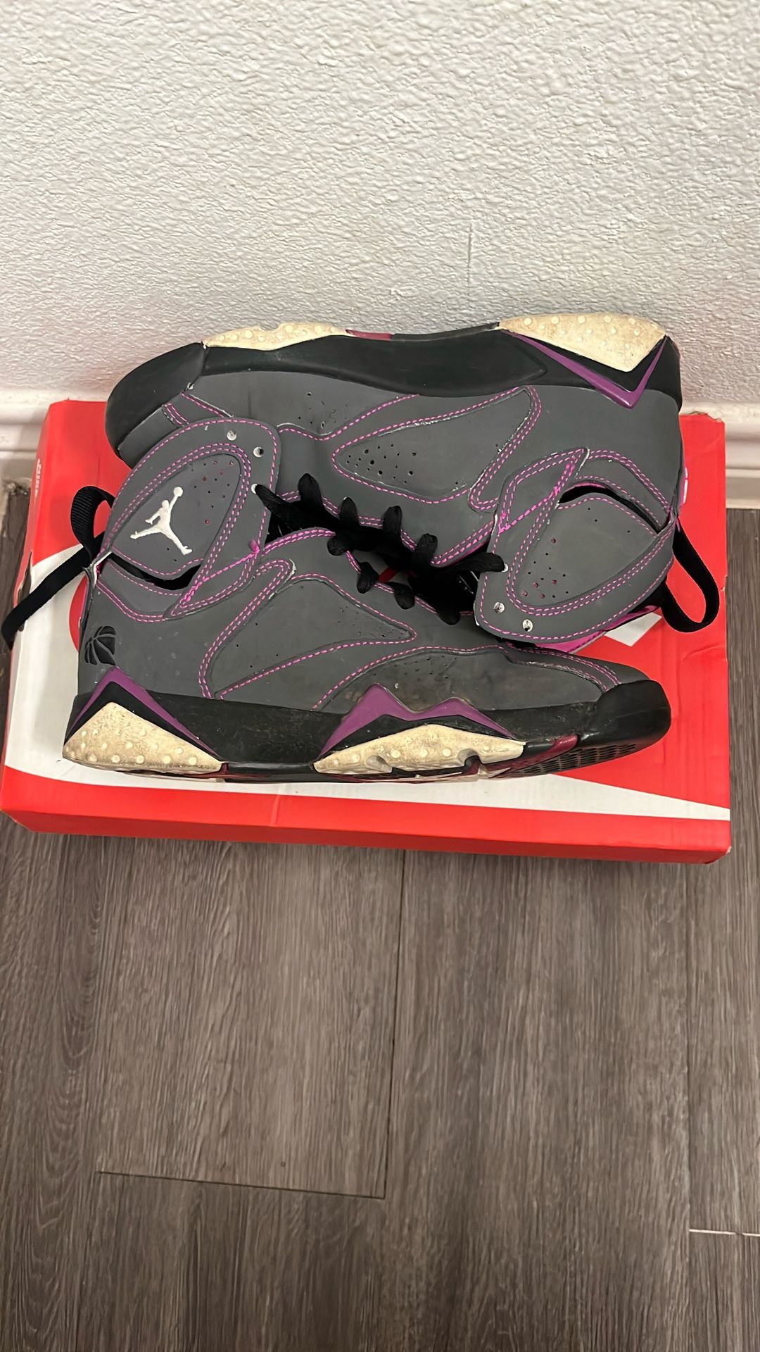Collectable Valentine Jordan