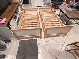 SNIGLAR IKEA Twin Beds