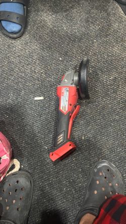 Milwaukee saw tool