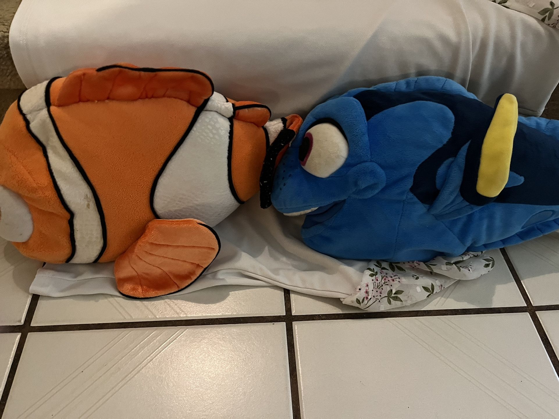 Nemo And Dori Stuffed Animals