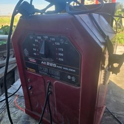 Lincoln AC 225 Welder 230v 50a