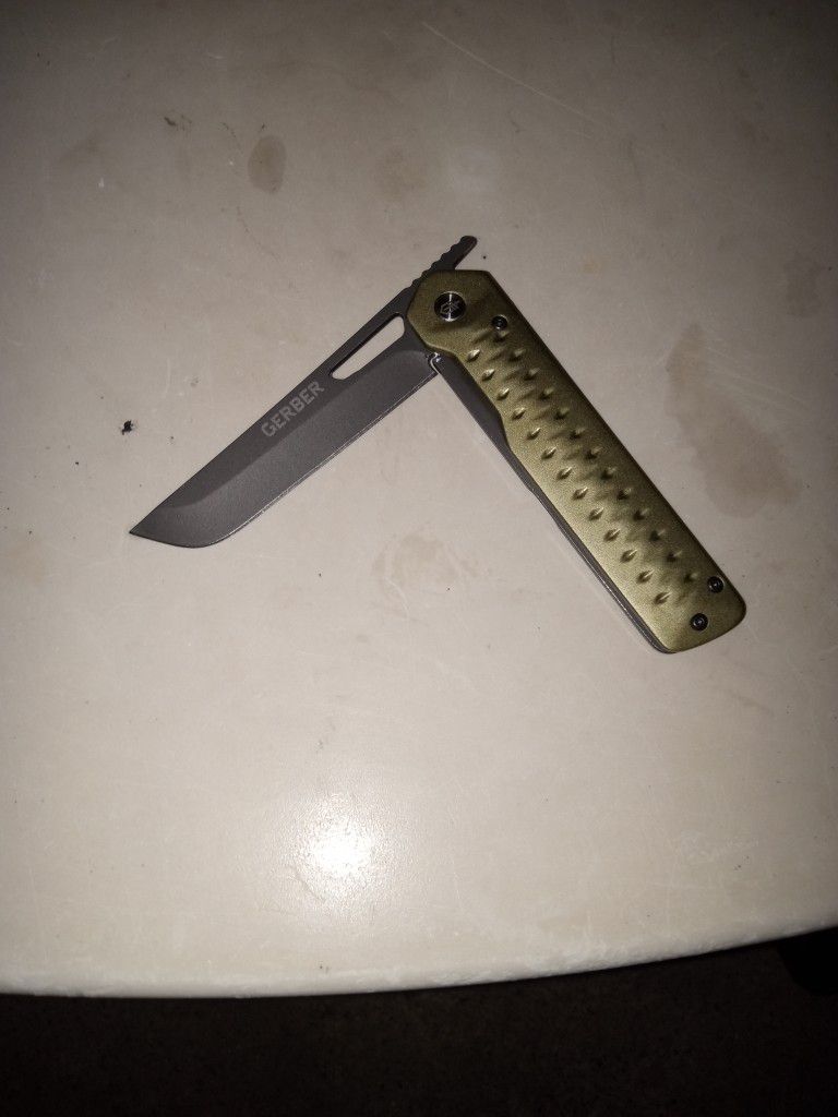 Gerber Knife New 