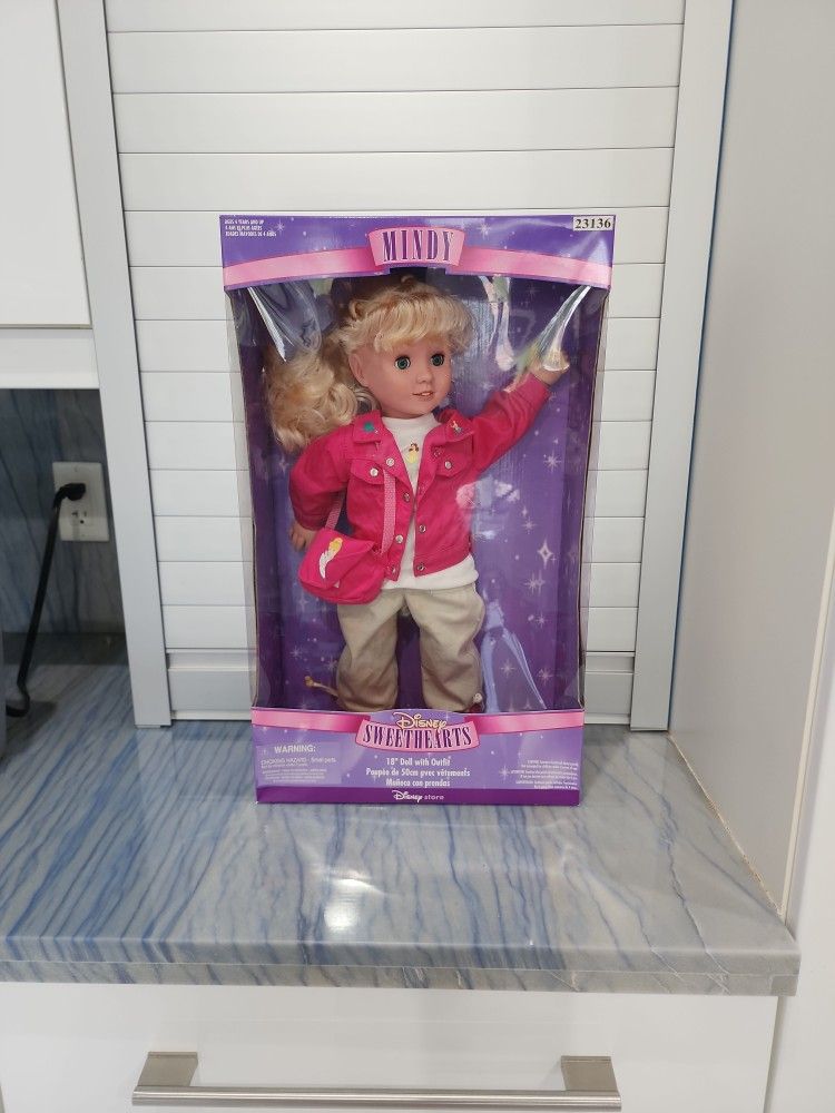 Disney Doll Mindy 18" New In Box... Muñeca Bella