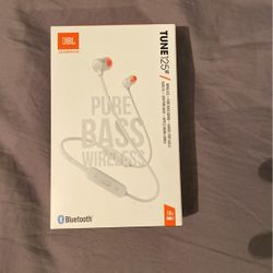 JBL Pure Bass Wireless Earbuds 