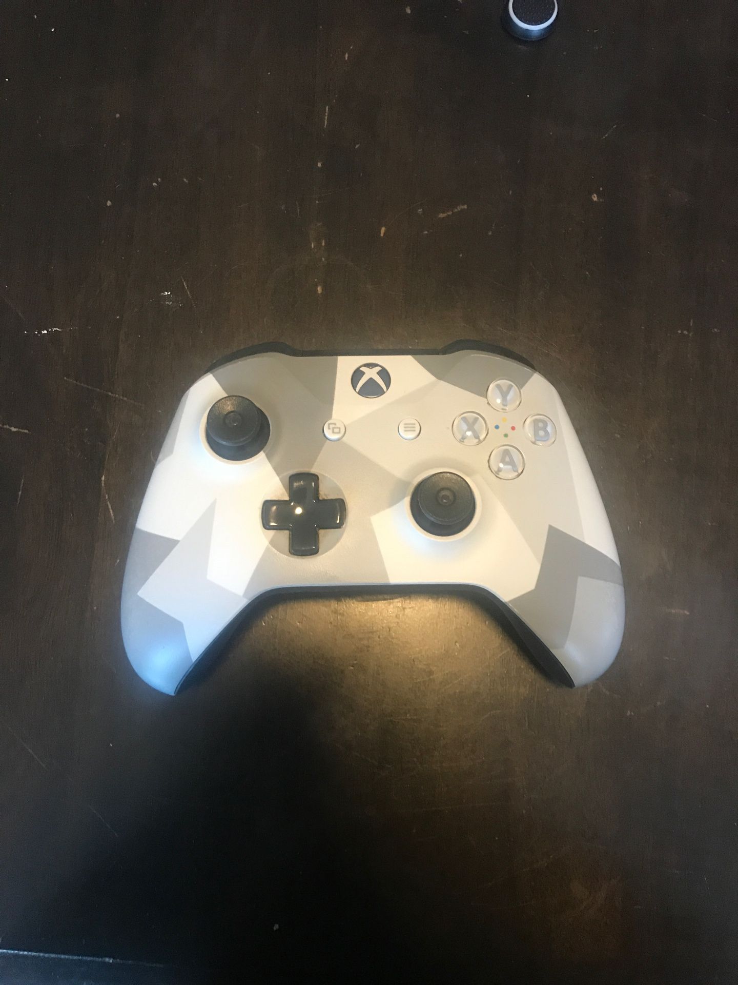 Artic Xbox one controller