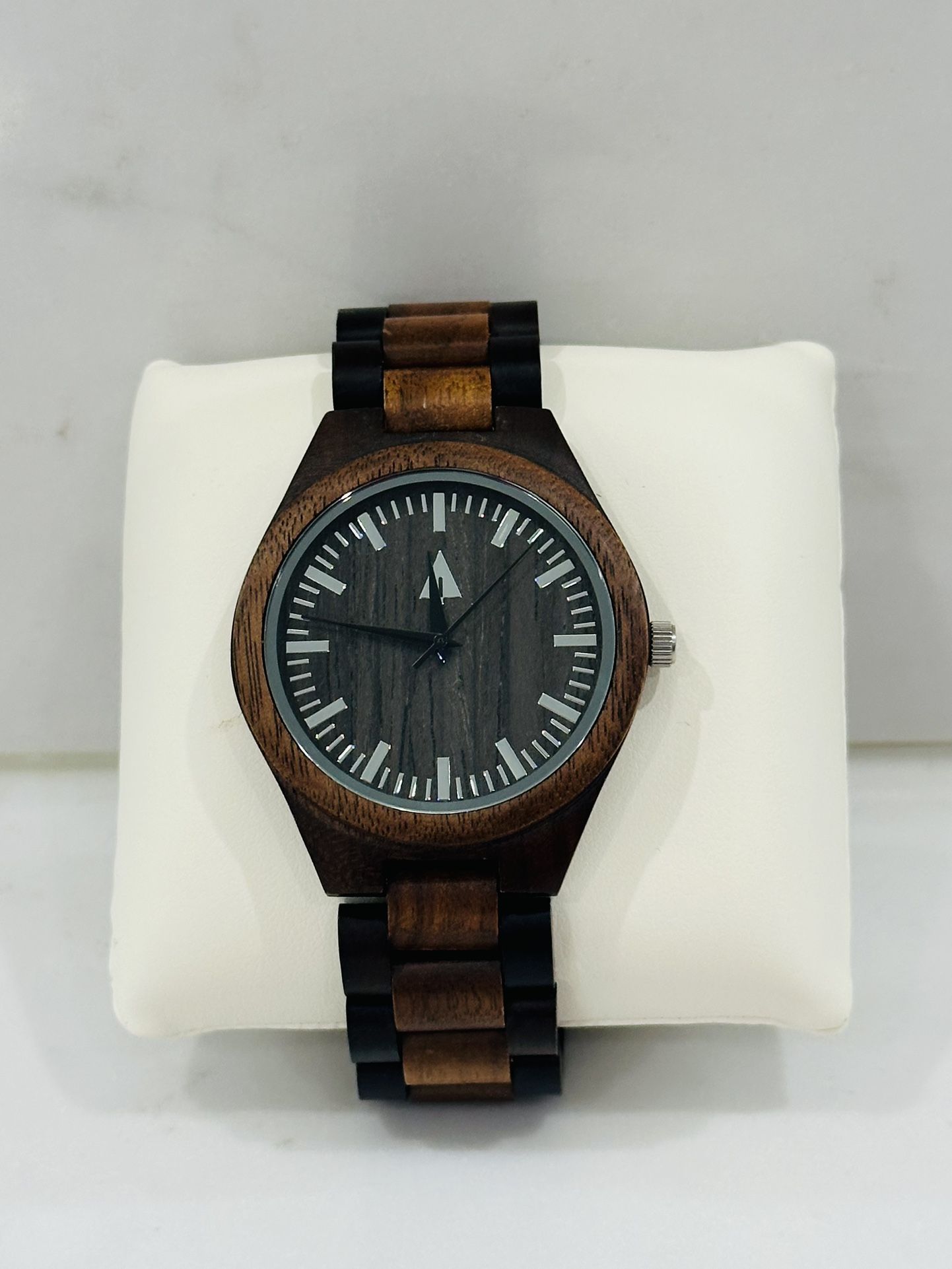 Treehut Men's Classic Ebony Walnut Theo Watch