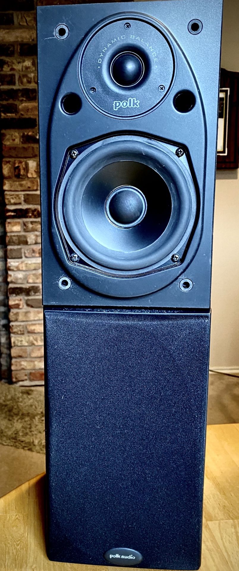 Polk Audio RT25 Bookshelf Loudspeaker