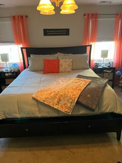 Bedroom set
