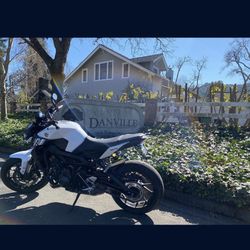 Yamaha FZ09