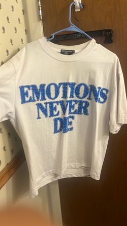 white and blue emotions shirt size M