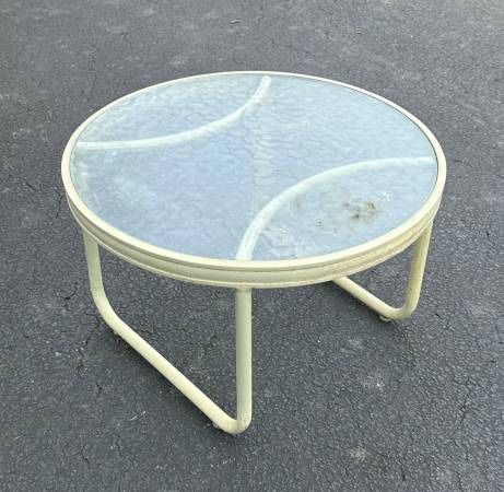 All Weather Mid Century Modern Round Glass Top Patio Porch Accent Center Table