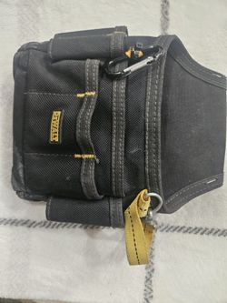 Dewalt Pouch