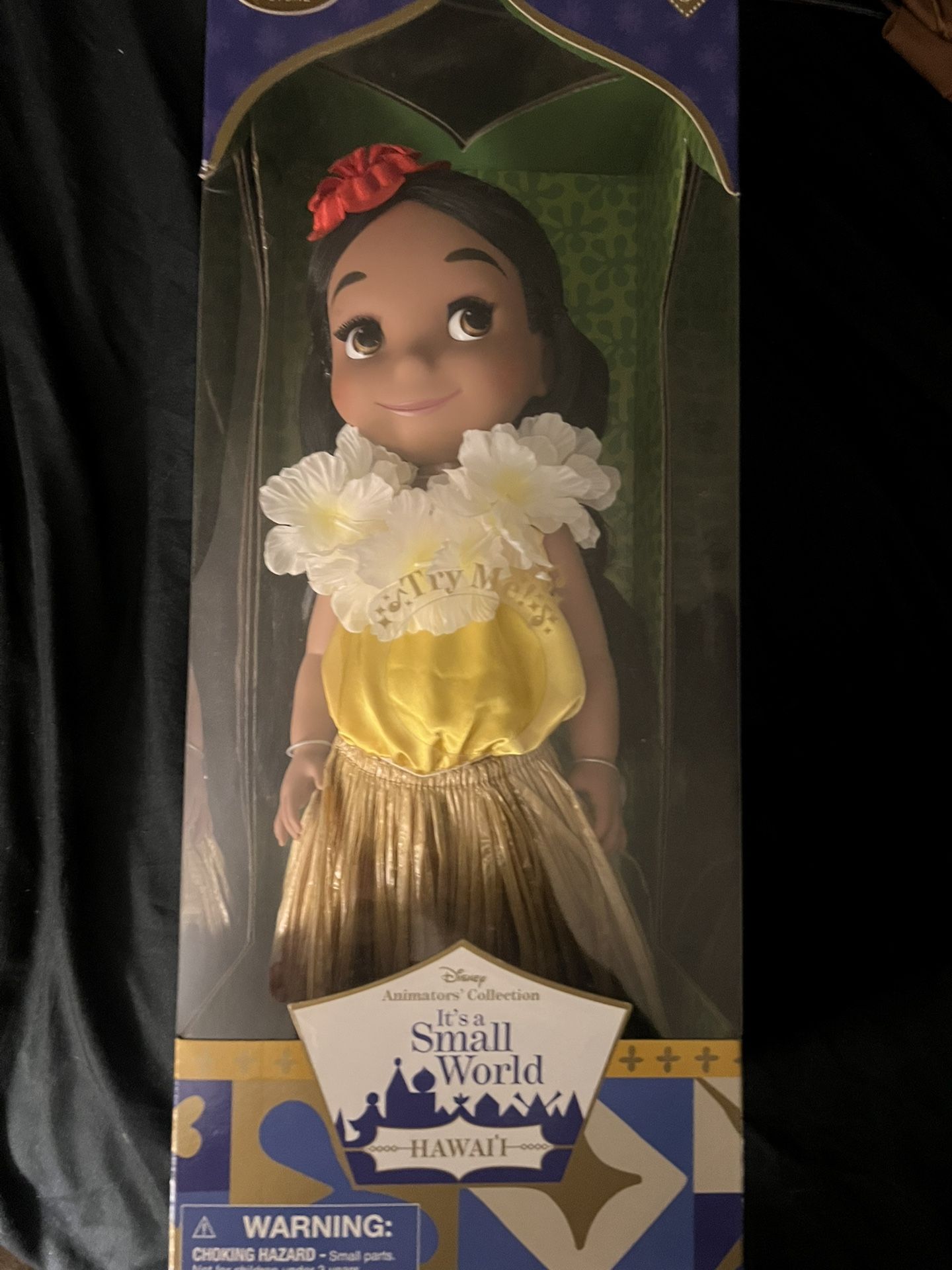 Disney Animators Collection It's a Small World Hawaii