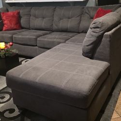 Gray L SHAPE SECTIONAL SOFA SUPER NICE AND COMFORTABLE PET AND SMOKE FREE MOVING CAN'T TAKE IT / SOFA SECTIONAL COLOR GRIS BUENAS CONDICIONES 