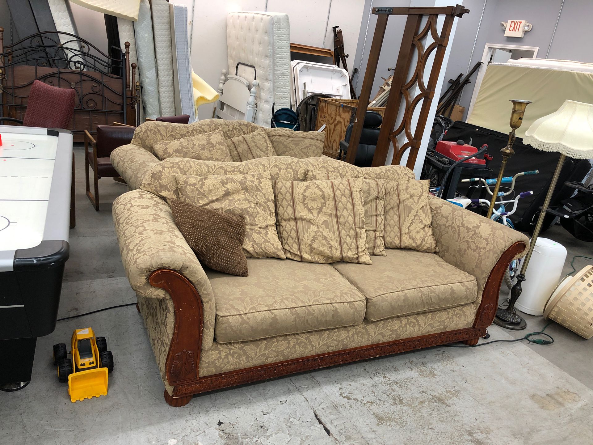 Tan Victorian couch set