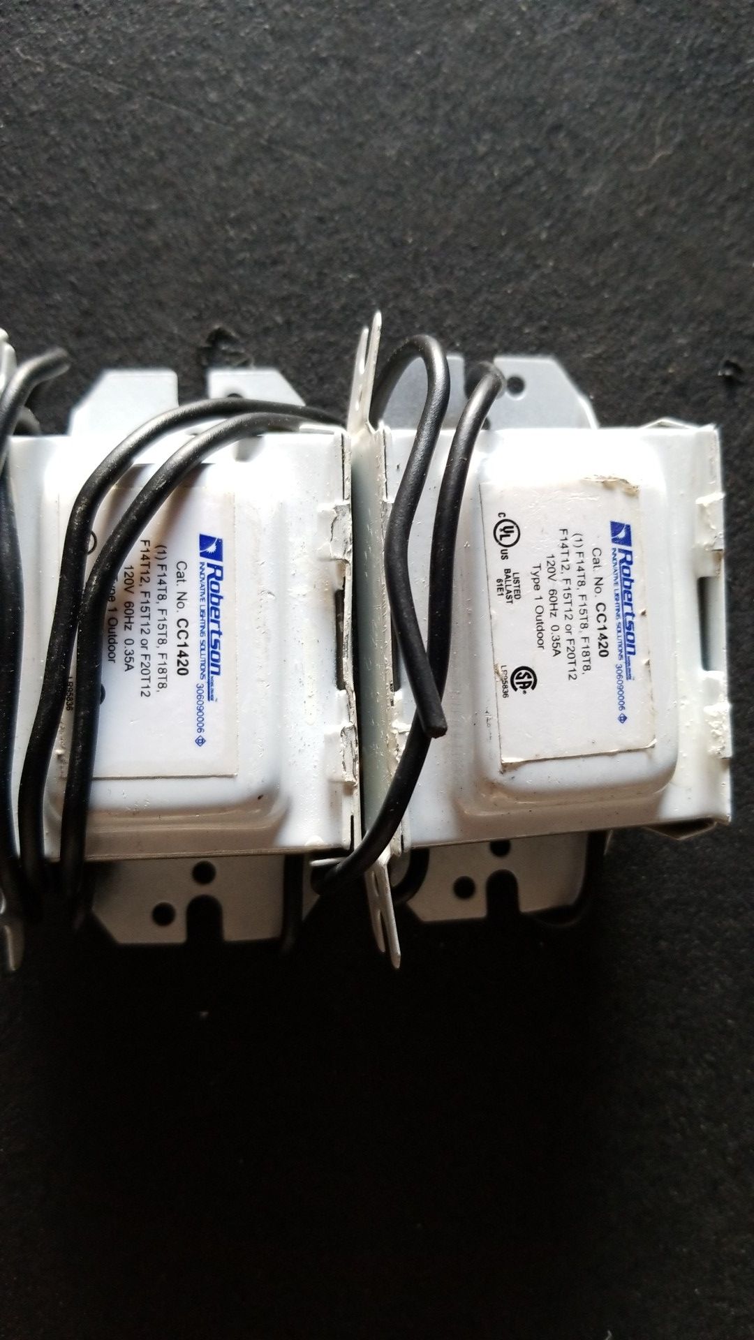 New ballast for florescent f15t8 bulbs
