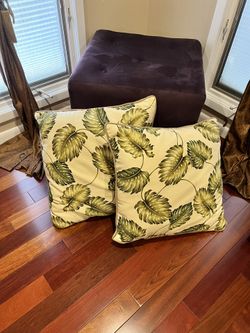 Pair of Palm Throw Pillows
