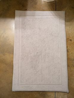 Gray Foam Bathmat