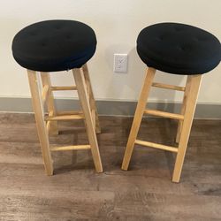 Pair of Bar Stools with Cushioned Black Seats – Sturdy & Comfortable