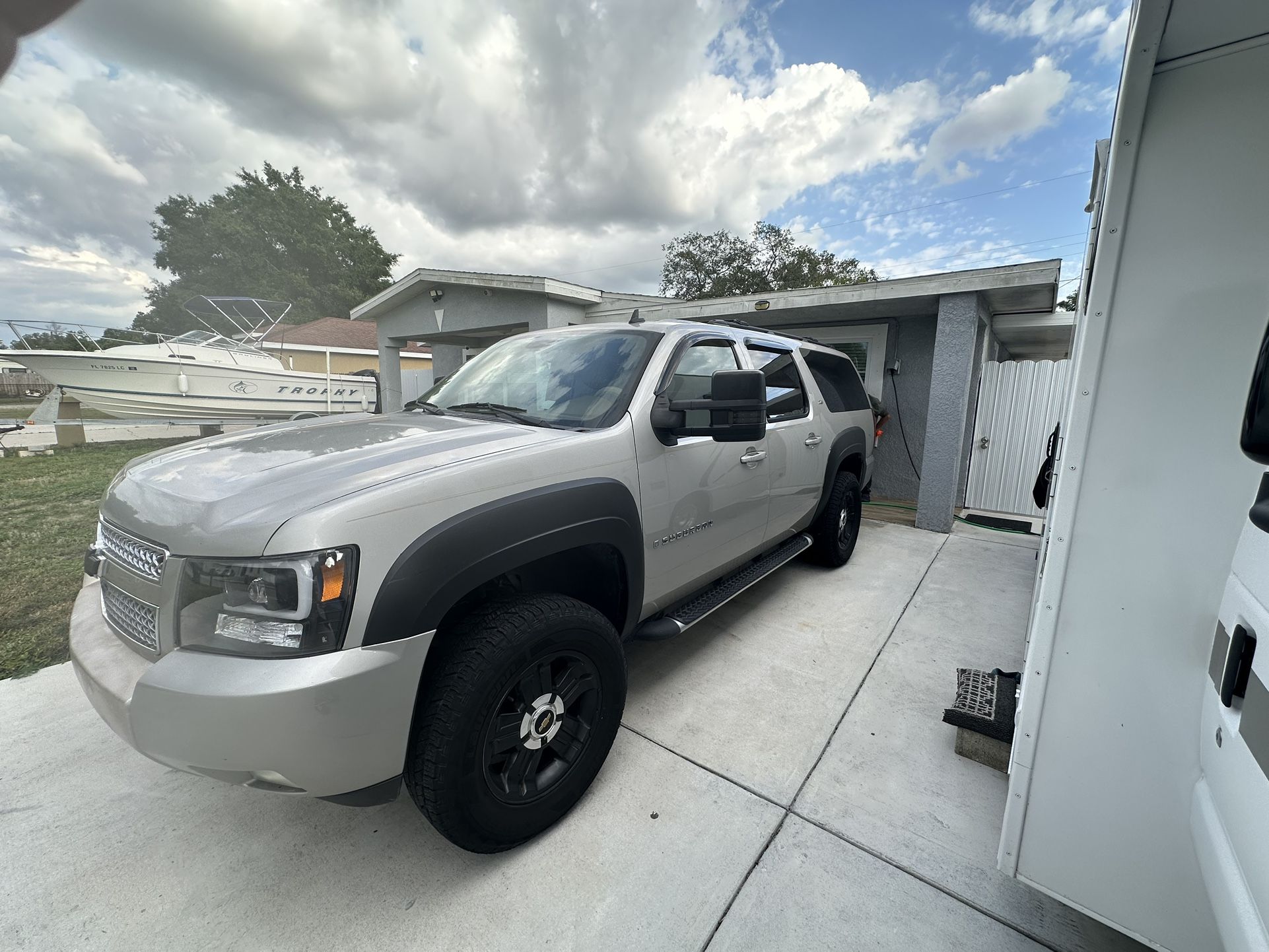 2010 Chevrolet Suburban