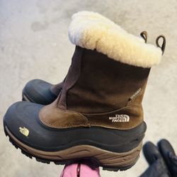 North Face Snow Boots Women’s 