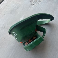 Scotts Seeder