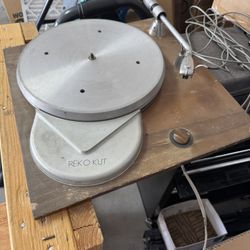 Attention DJs RARE turntable/record PlayerGEM 50s Antique Historic REC•O•KUT K33H Working GOOD! 😊 