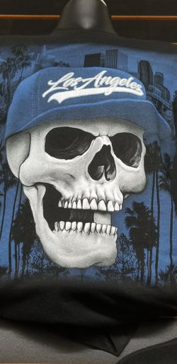 Los Angeles skull tshirt..