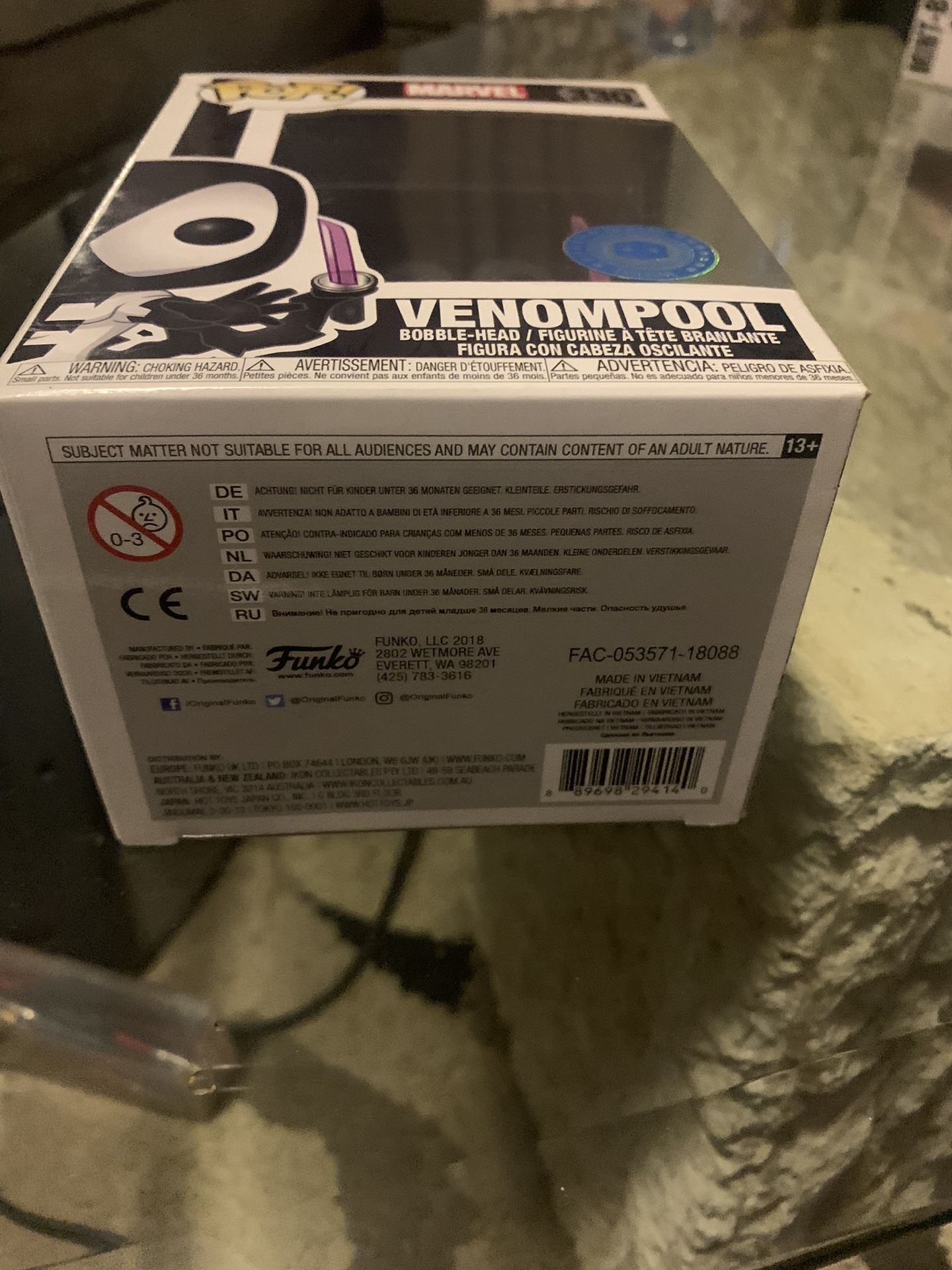 Funko Pop Marvel Venompool #330 Vinyl Bobble-Head Pop in a Box Exclusive w/Prote