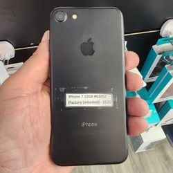 Apple IPhone 7 32GB In Black (Factory Unlocked/Desbloquiado)