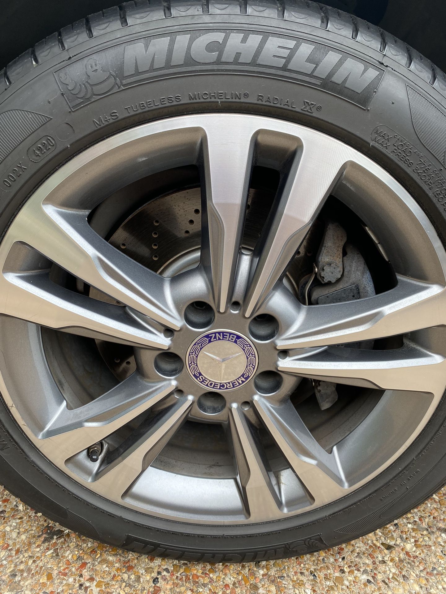 Michelin Tire 245/45R17